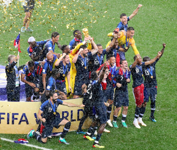 己的比赛风 己的比赛风